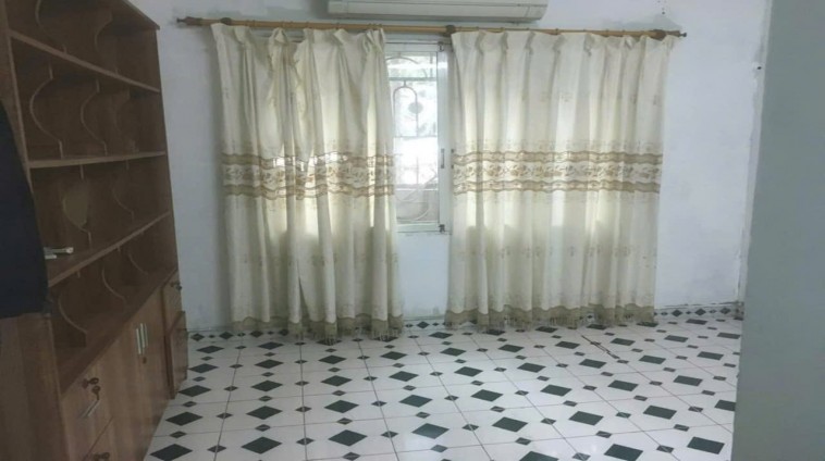 Cho Thuê căn hộ tập thể ngõ Giải Phóng, Hoàng Mai, 90m2 -1T - Giá 10.5 tr